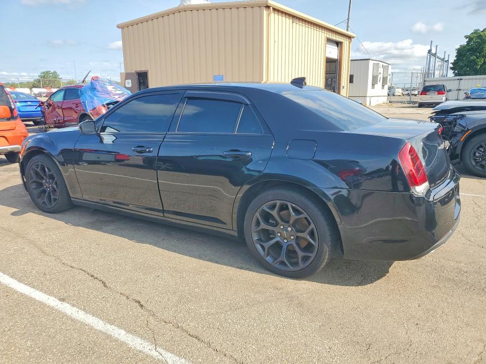 62167956 :رقم المزاد ، 2C3CCAAG2KH507281 vin ، 2019 Chrysler 300 مزاد بيع