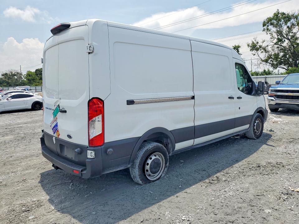 58886606 :رقم المزاد ، 1FTYR2CM1KKB37832 vin ، 2019 Ford Transit مزاد بيع
