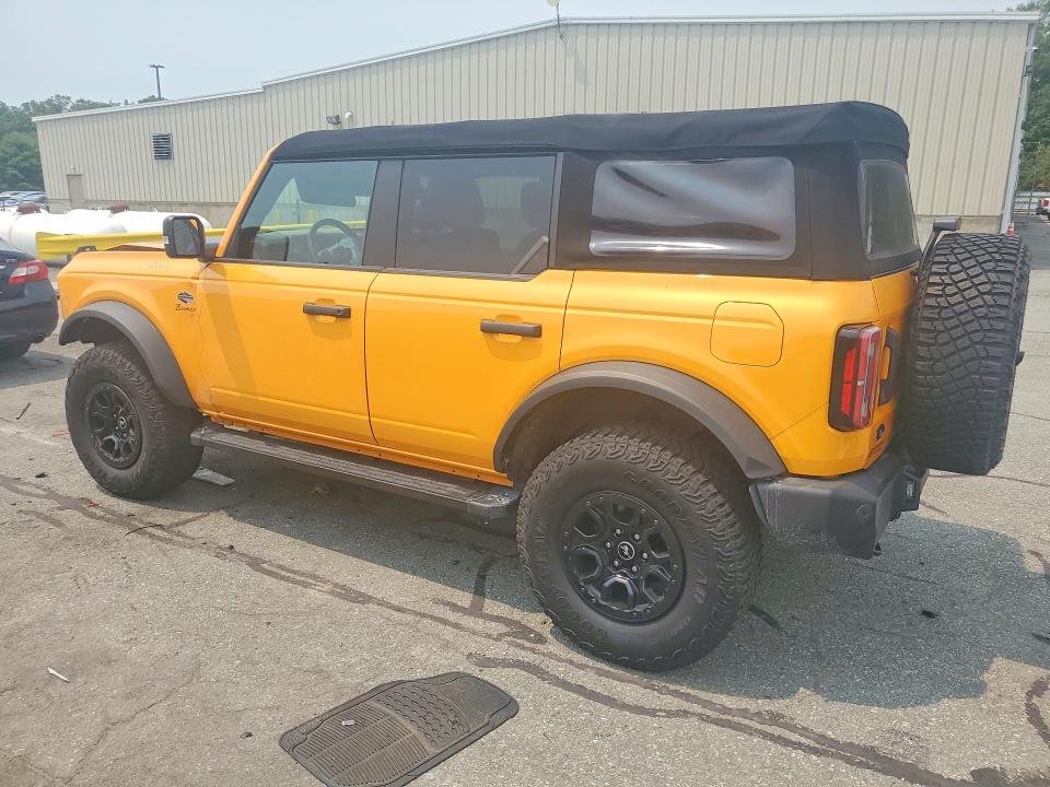 60656016 :رقم المزاد ، 1FMEE5DP6NLA70275 vin ، 2022 Ford Bronco مزاد بيع