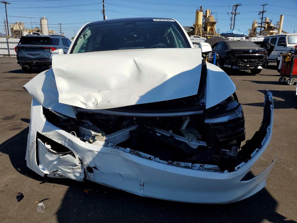 61812596 :رقم المزاد ، 7SAYGDED8TF384863 vin ، 2026 Tesla Model Y مزاد بيع
