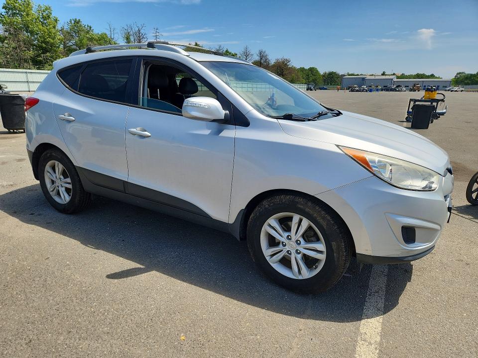 2012 Hyundai Tucson მანქანა იყიდება აუქციონზე, vin: KM8JUCAC8CU395878, აუქციონის ნომერი: 61335766