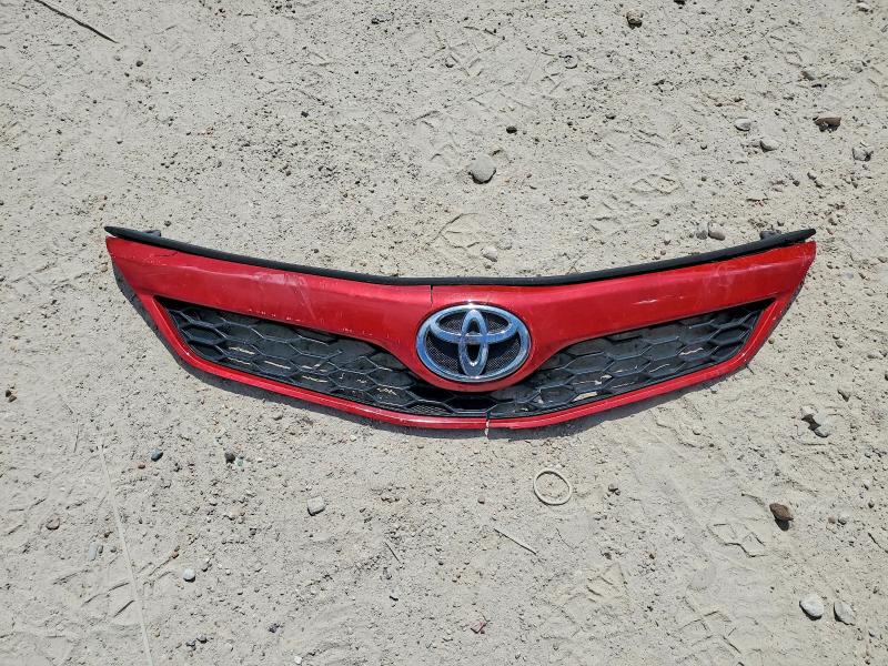 62768526 :رقم المزاد ، 4T1BF1FK2EU819741 vin ، 2014 Toyota Camry مزاد بيع
