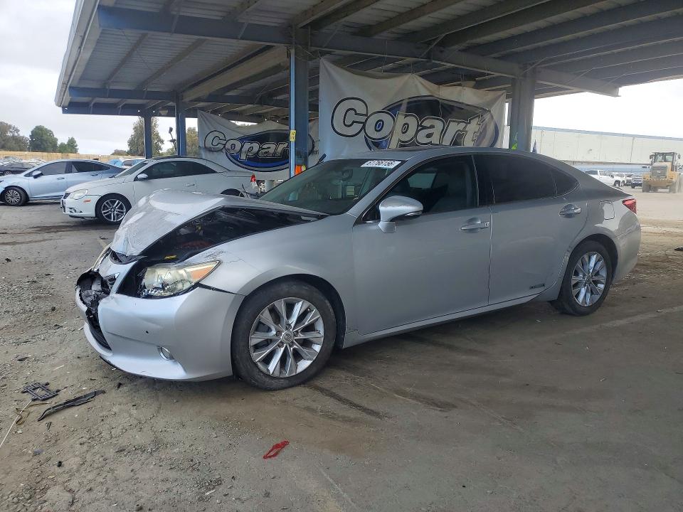Продажа на аукционе авто 2013 Lexus Es, vin: JTHBW1GG9D2013306, номер лота: 61766156