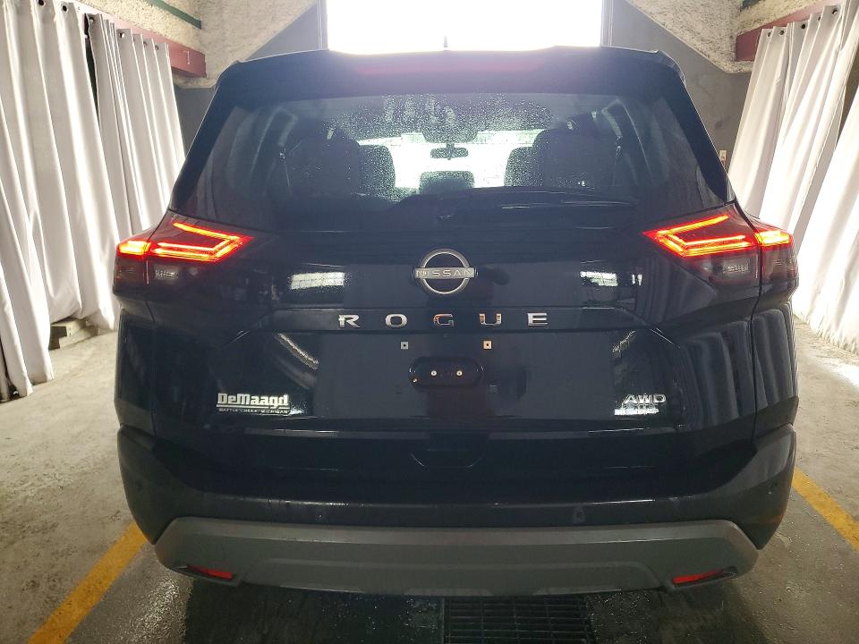 63017136 :رقم المزاد ، 5N1BT3AB2PC787703 vin ، 2023 Nissan Rogue مزاد بيع