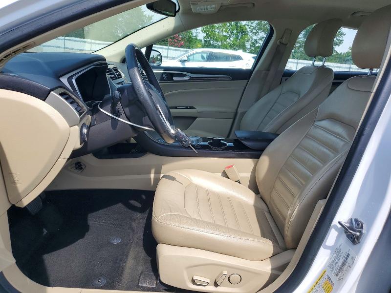 60630956 :رقم المزاد ، 3FA6P0LU1GR387873 vin ، 2016 Ford Fusion مزاد بيع