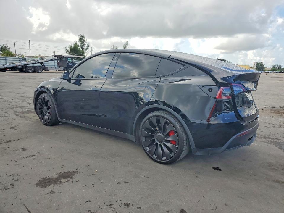 2022 Tesla Model Y მანქანა იყიდება აუქციონზე, vin: 7SAYGDEF4NF469042, აუქციონის ნომერი: 61852966