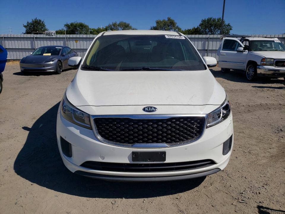 2017 Kia Sedona მანქანა იყიდება აუქციონზე, vin: KNDMB5C11H6313483, აუქციონის ნომერი: 62834156