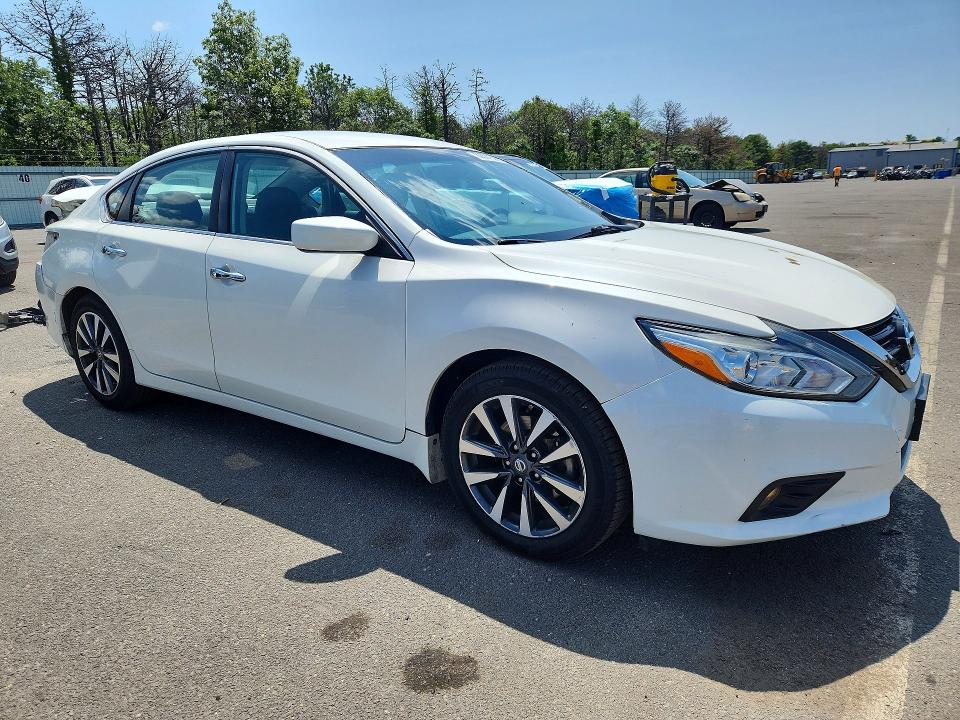 62321636 :رقم المزاد ، 1N4AL3AP0HC278230 vin ، 2017 Nissan Altima مزاد بيع