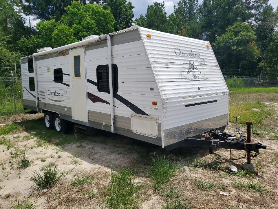 60189596 :رقم المزاد ، 4X4TCKD276P099048 vin ، 2006 Cherokee Travel Trailer مزاد بيع