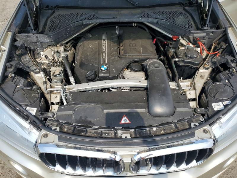 61439456 :رقم المزاد ، 5UXKR0C53F0K57795 vin ، 2015 Bmw X5 مزاد بيع
