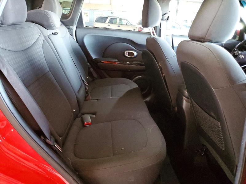 2015 Kia Soul მანქანა იყიდება აუქციონზე, vin: KNDJX3A55F7777818, აუქციონის ნომერი: 59719486