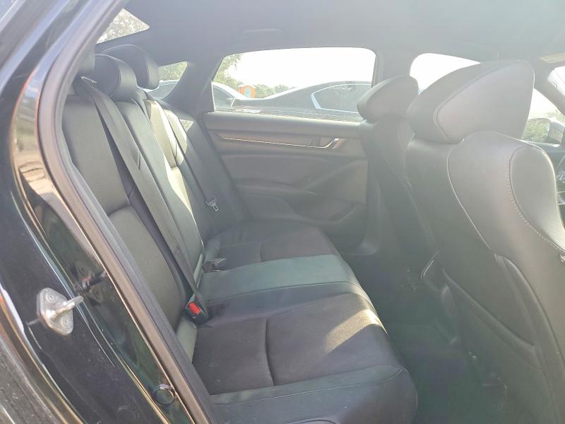 59577796 :رقم المزاد ، 1HGCV1F39KA072738 vin ، 2019 Honda Accord مزاد بيع