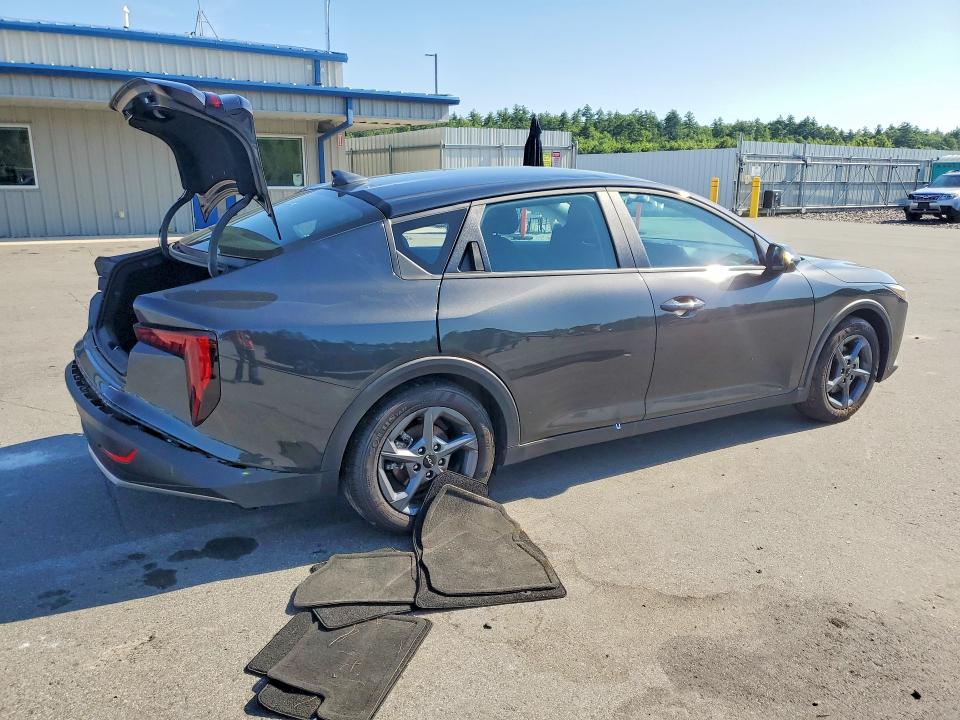 60385646 :رقم المزاد ، 3KPFT4DE7TE282924 vin ، 2026 Kia K4 مزاد بيع