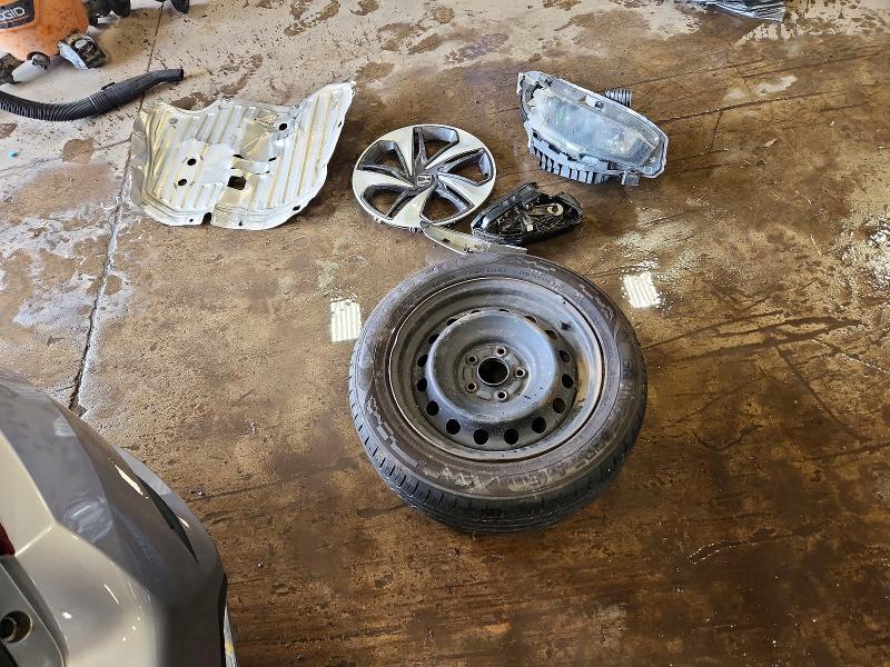 2020 Honda Civic მანქანა იყიდება აუქციონზე, vin: 2HGFC2F61LH513946, აუქციონის ნომერი: 61746236