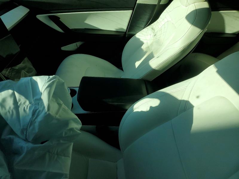 Продажа на аукционе авто 2018 Tesla Model 3, vin: 5YJ3E1EBXJF081400, номер лота: 61976656