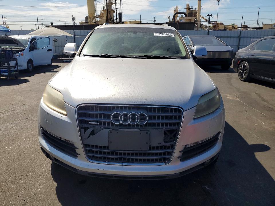 2007 Audi Q7 მანქანა იყიდება აუქციონზე, vin: WA1BY74L97D090003, აუქციონის ნომერი: 61981936