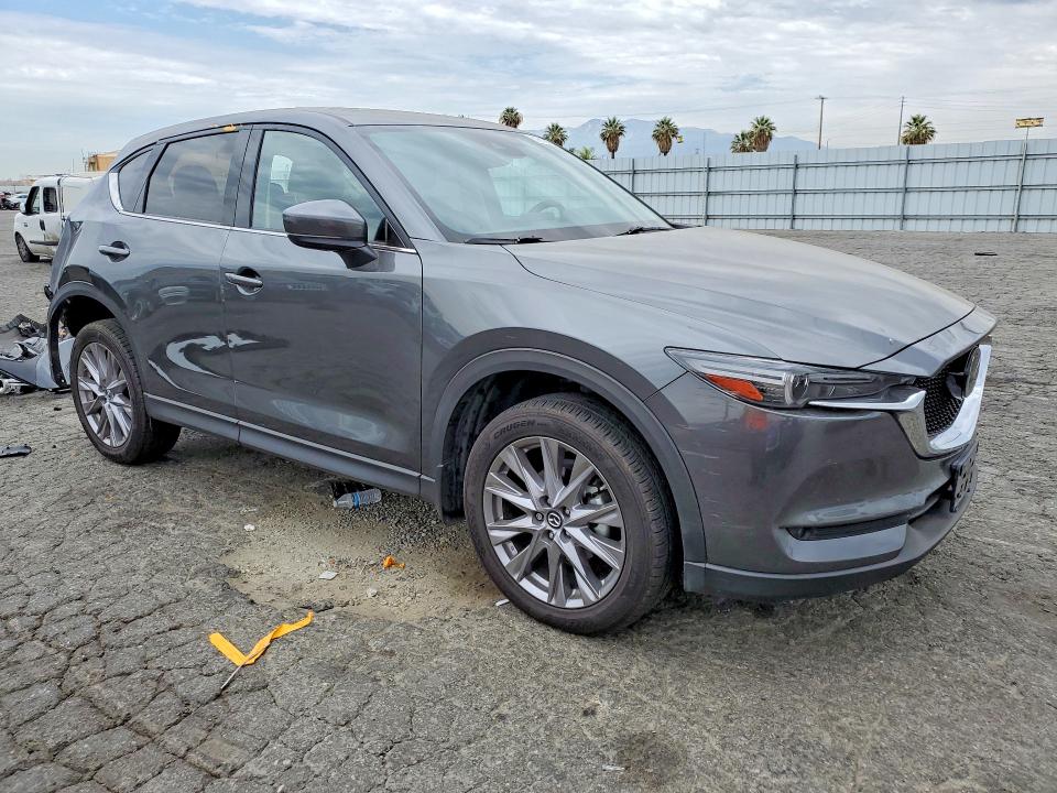 Продаж на аукціоні авто 2020 Mazda Cx-5, vin: JM3KFADM8L0729465, номер лоту: 61616016
