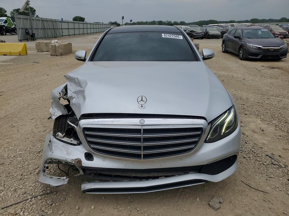 62422566 :رقم المزاد ، WDDZF4KB2HA101497 vin ، 2017 Mercedes-benz E مزاد بيع