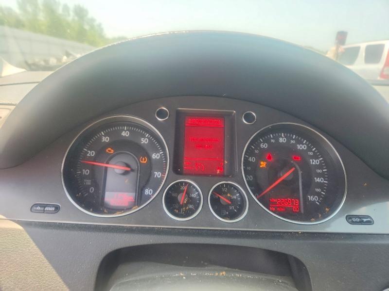 Продажа на аукционе авто 2008 Volkswagen Passat, vin: WVWUK73C38P007389, номер лота: 77250125