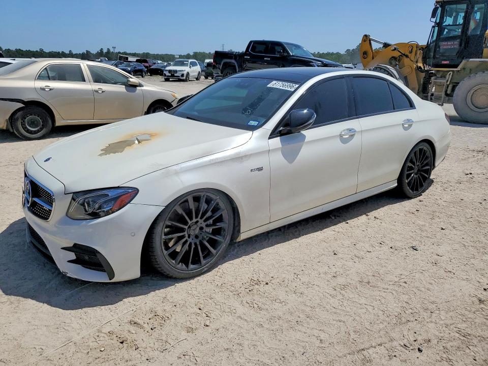 61756996 :رقم المزاد ، WDDZF6EB5JA395782 vin ، 2018 Mercedes-benz E مزاد بيع