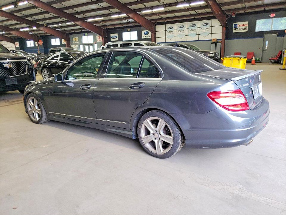 61668946 :رقم المزاد ، WDDGF8BB9BF652597 vin ، 2011 Mercedes-benz C مزاد بيع