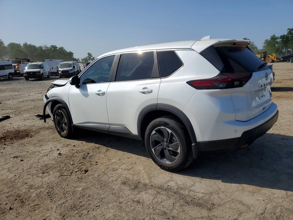 59777126 :رقم المزاد ، 5N1BT3BB4TC670813 vin ، 2026 Nissan Rogue مزاد بيع