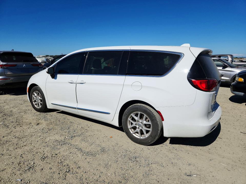 Продажа на аукционе авто 2017 Chrysler Pacifica, vin: 2C4RC1CG3HR531580, номер лота: 62531346