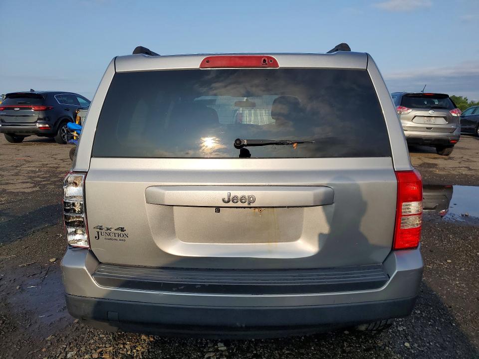 62900276 :رقم المزاد ، 1C4NJRFB1FD376367 vin ، 2015 Jeep Patriot مزاد بيع