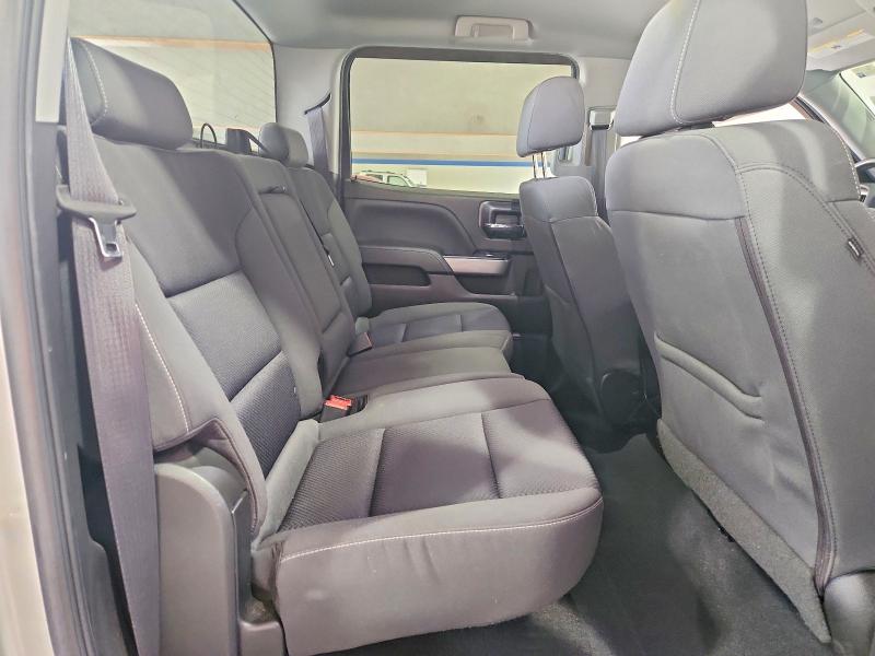 Продажа на аукционе авто 2018 Chevrolet Silverado, vin: 3GCUKREC6JG545572, номер лота: 61584846