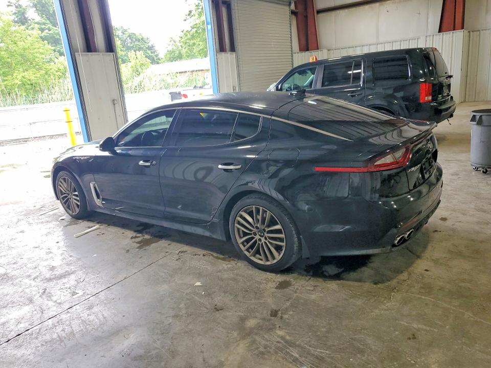 85604825 :رقم المزاد ، KNAE15LAXJ6013113 vin ، 2018 Kia Stinger مزاد بيع