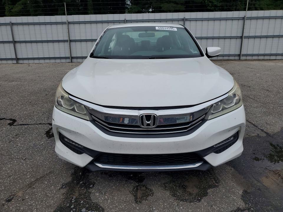 Aukcja sprzedaży 2017 Honda Accord, vin: 1HGCR2F54HA073526, numer aukcji: 60844596