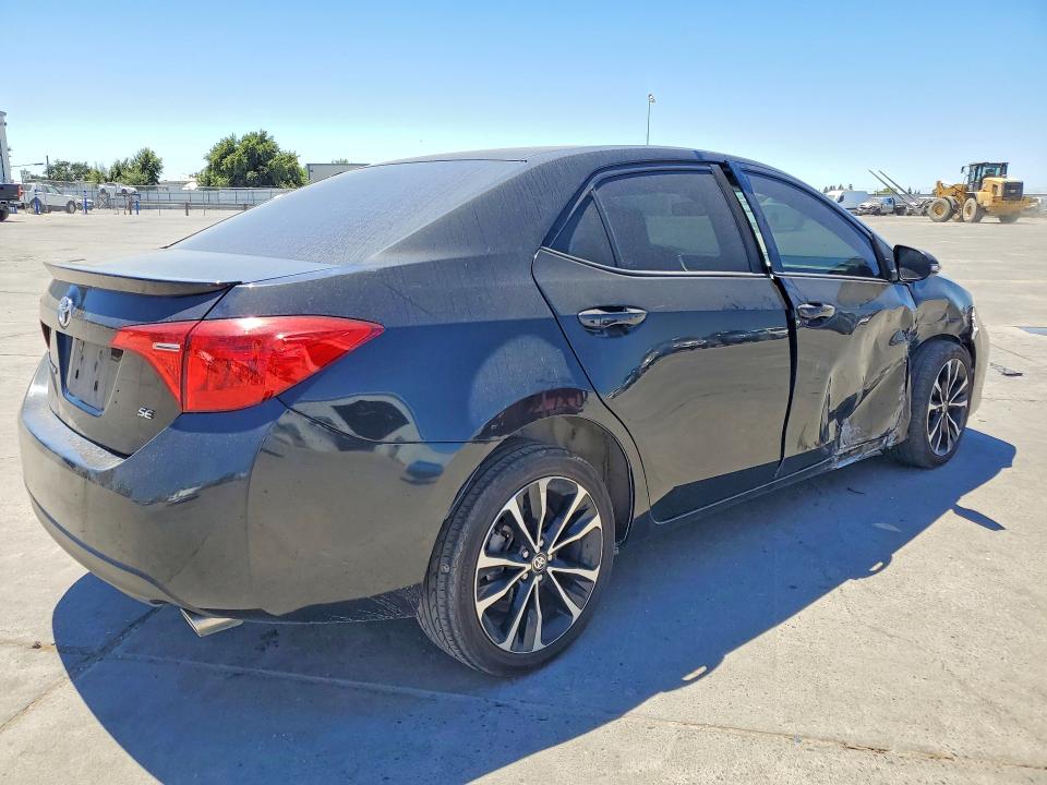 Продаж на аукціоні авто 2018 Toyota Corolla, vin: 2T1BURHE4JC997030, номер лоту: 59729746
