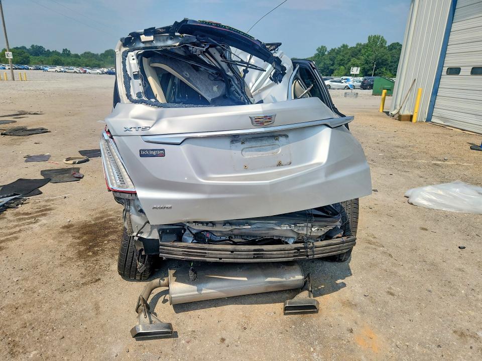 63124406 :رقم المزاد ، 1GYKNFRS2KZ235056 vin ، 2019 Cadillac Xt5 مزاد بيع