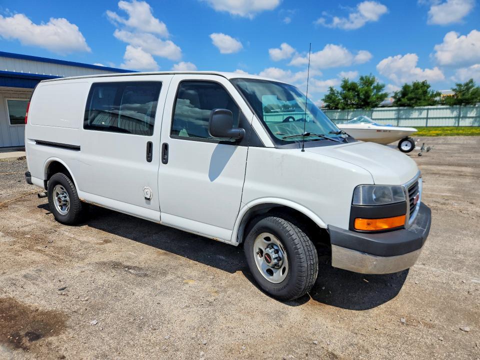 59662206 :رقم المزاد ، 1GTW7FCA2B1135281 vin ، 2011 Gmc Savana مزاد بيع