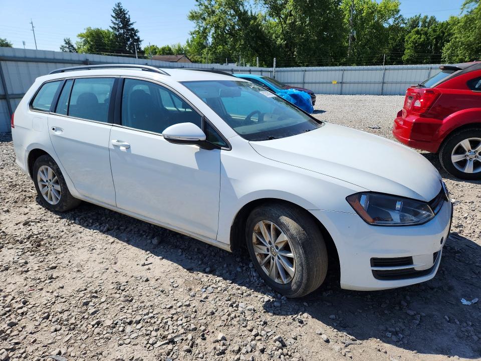 62393026 :رقم المزاد ، 3VWC17AU5GM505847 vin ، 2016 Volkswagen Golf Sportwagen مزاد بيع