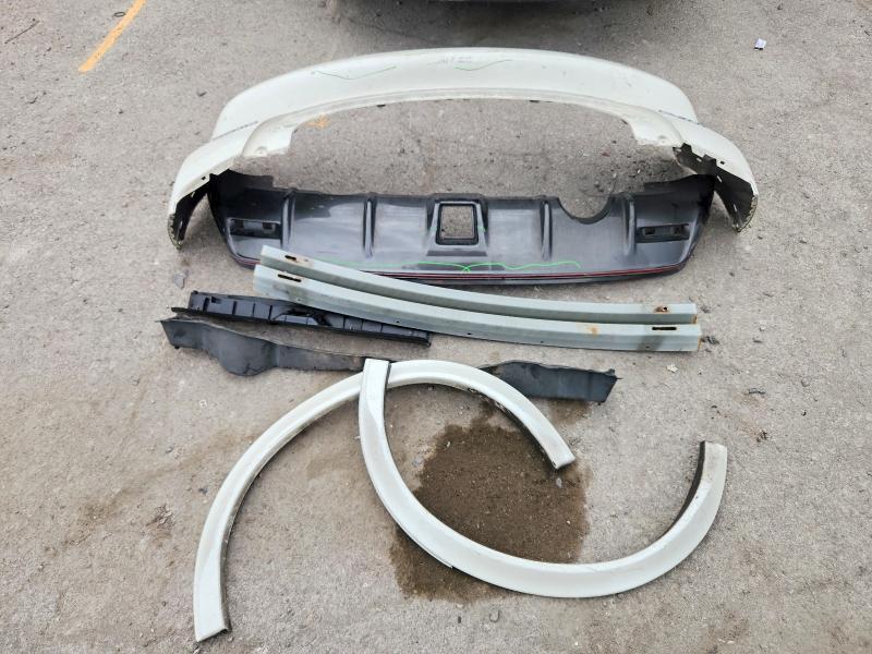 60961286 :رقم المزاد ، JN8AF5MV5FT559996 vin ، 2015 Nissan Juke مزاد بيع