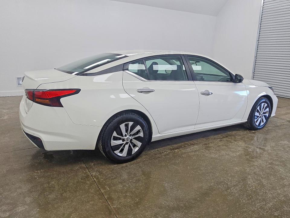 63120696 :رقم المزاد ، 1N4BL4BVXRN361869 vin ، 2024 Nissan Altima مزاد بيع
