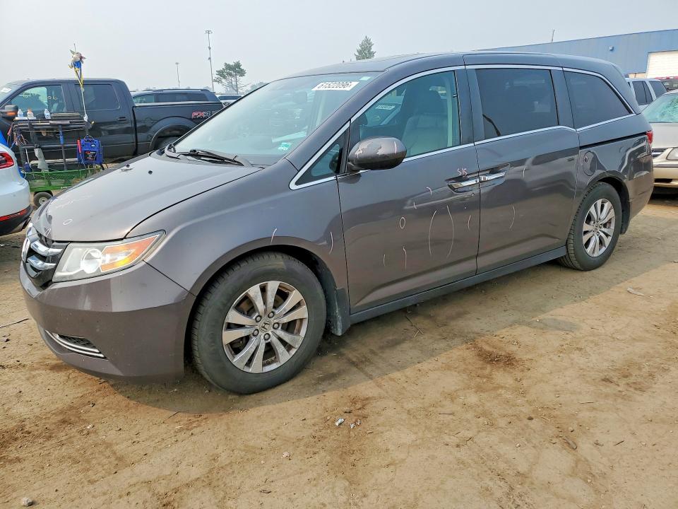 Auction sale of the 2015 Honda Odyssey, vin: 5FNRL5H66FB106239, lot number: 61522096