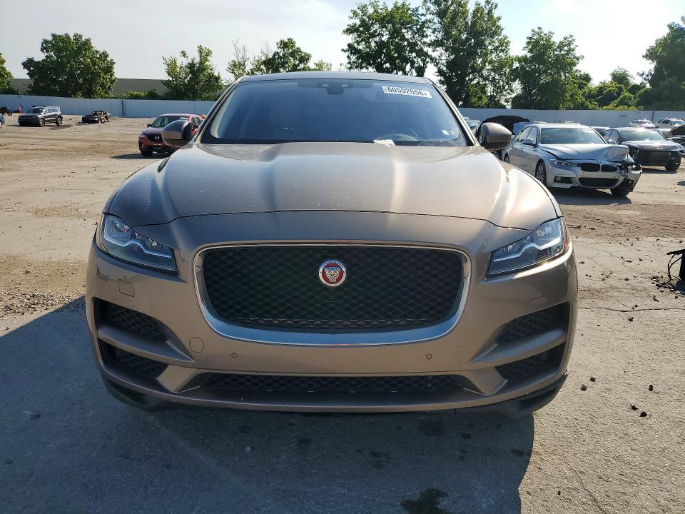 Продаж на аукціоні авто 2017 Jaguar F-pace, vin: SADCK2BV1HA895844, номер лоту: 60592656