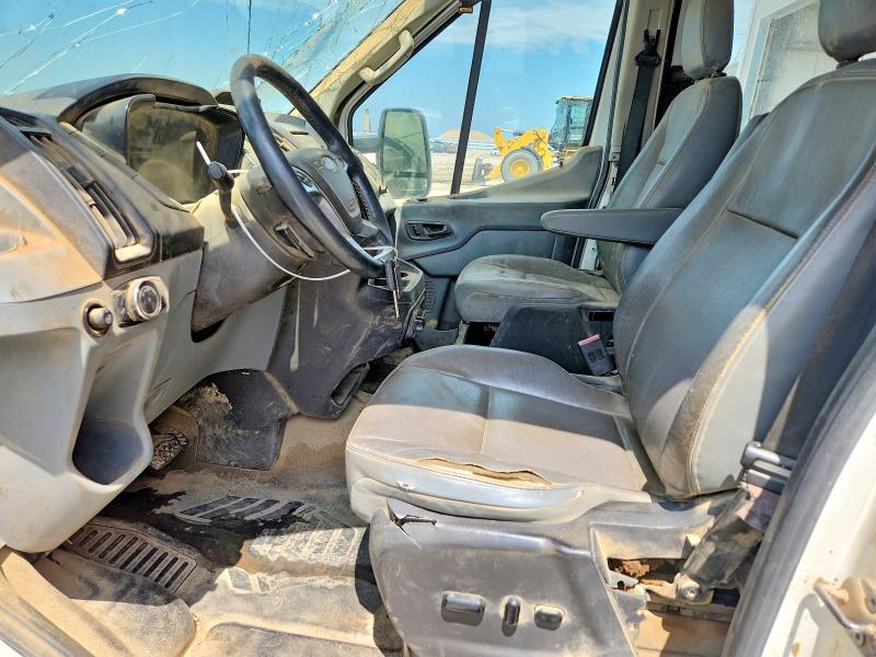 62310606 :رقم المزاد ، 1FTBW2CG8FKA37077 vin ، 2015 Ford Transit مزاد بيع