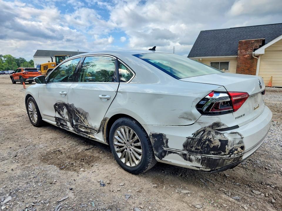Aukcja sprzedaży 2017 Volkswagen Passat, vin: 1VWBT7A37HC032744, numer aukcji: 63123416