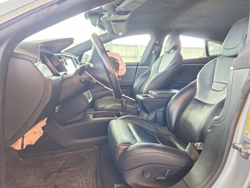 Продаж на аукціоні авто 2017 Tesla Model S, vin: 5YJSA1E19HF184686, номер лоту: 61179396