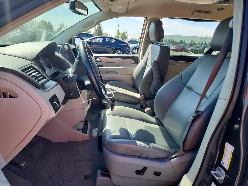 62788696 :رقم المزاد ، 2V4RW3DG9BR766550 vin ، 2011 Volkswagen Routan مزاد بيع