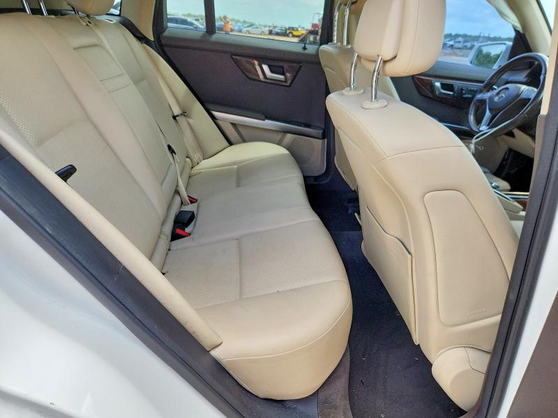 61932946 :رقم المزاد ، WDCGG5HB1FG341253 vin ، 2015 Mercedes-benz Glk مزاد بيع