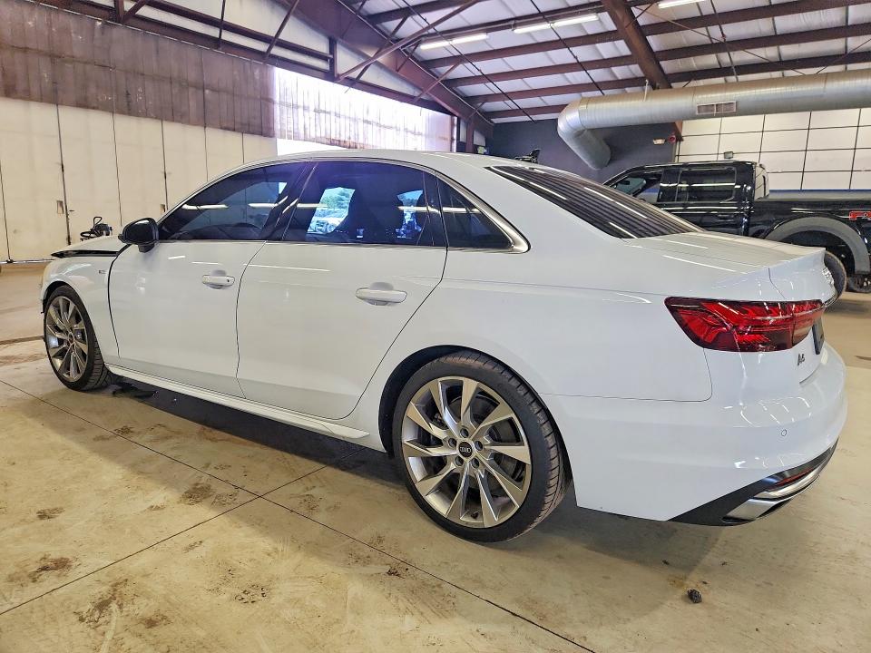 Продаж на аукціоні авто 2022 Audi A4, vin: WAUEAAF43NN004473, номер лоту: 60671026