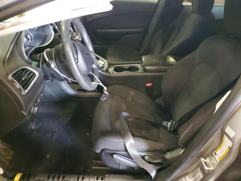 62645256 :رقم المزاد ، 1C3CCCABXFN636804 vin ، 2015 Chrysler 200 مزاد بيع