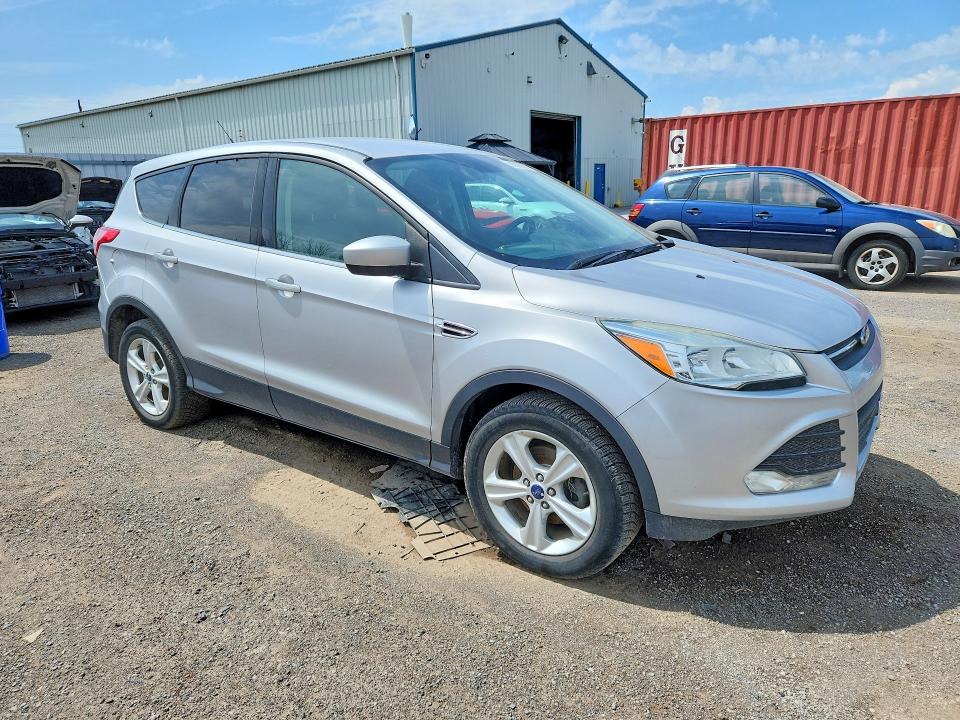 Продажа на аукционе авто 2016 Ford Escape, vin: 1FMCU0GX2GUB77152, номер лота: 56240106