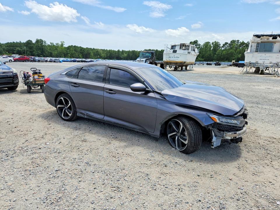 Auction sale of the 2020 Honda Accord, vin: 1HGCV1F32LA129346, lot number: 61726426