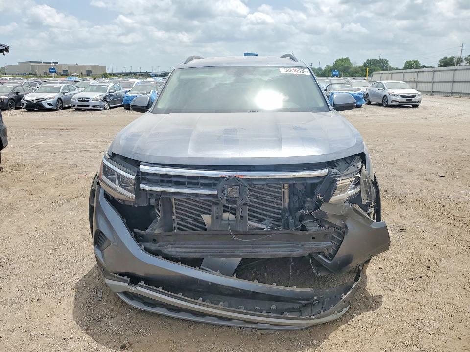2021 Volkswagen Atlas მანქანა იყიდება აუქციონზე, vin: 1V2HR2CAXMC585875, აუქციონის ნომერი: 58810996