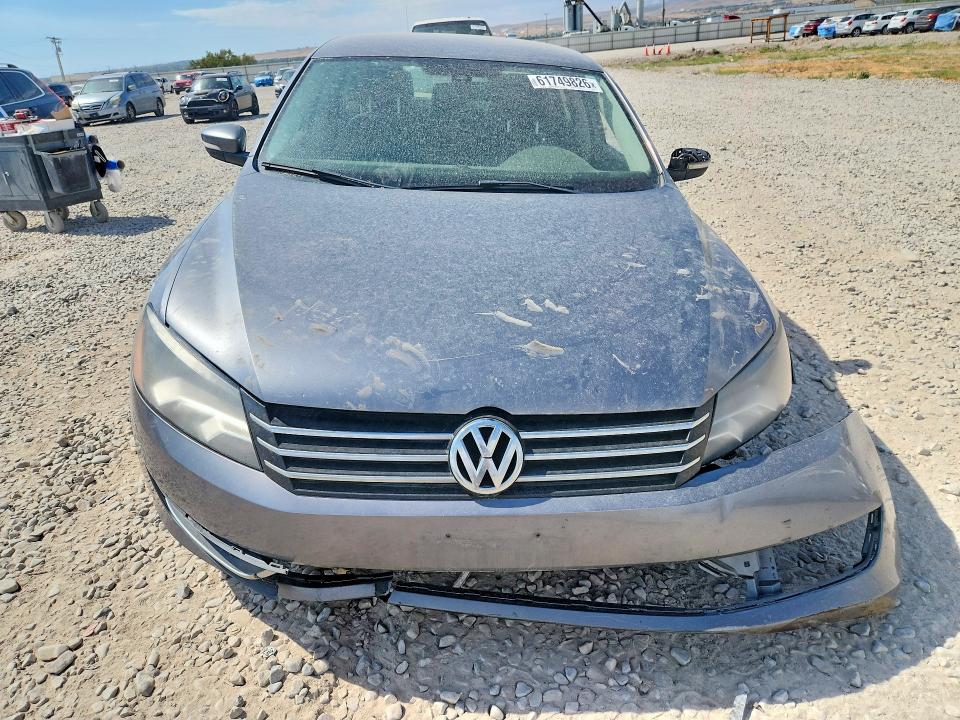 2013 Volkswagen Passat მანქანა იყიდება აუქციონზე, vin: 1VWBP7A33DC067294, აუქციონის ნომერი: 61749826